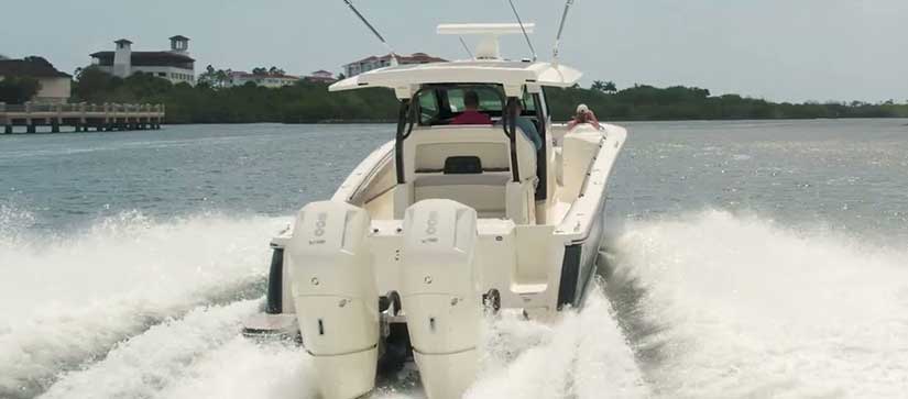 Outboard engines on a Scout 377 LXF 