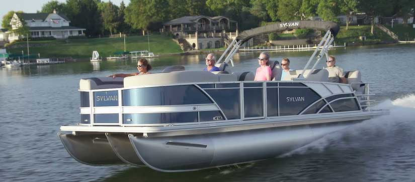 Group of people on a Sylvan L-3 RLZ