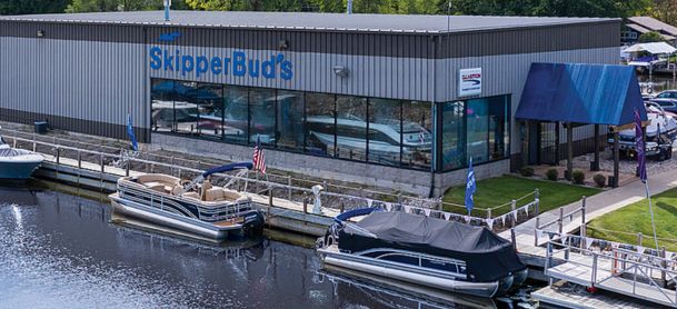 SkipperBud's  Oskkosh Marina