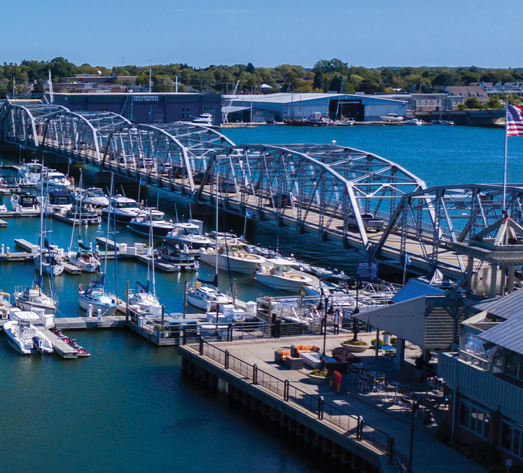 Harbor Club Marina FullService Marina in Sturgeon Bay SkipperBud's