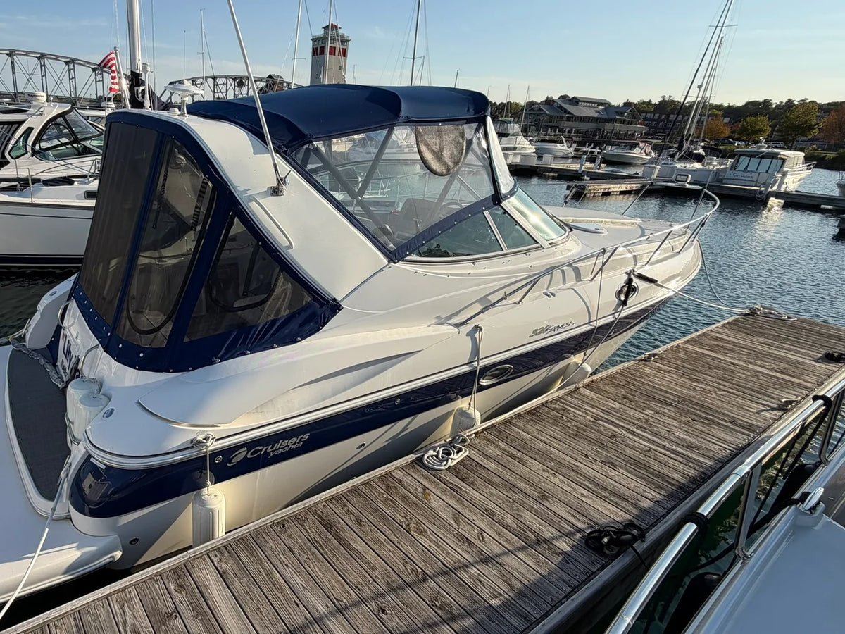 2005 Cruisers Yachts 320 EXPRESS 35.0 feet, Sturgeon Bay, WI #12
