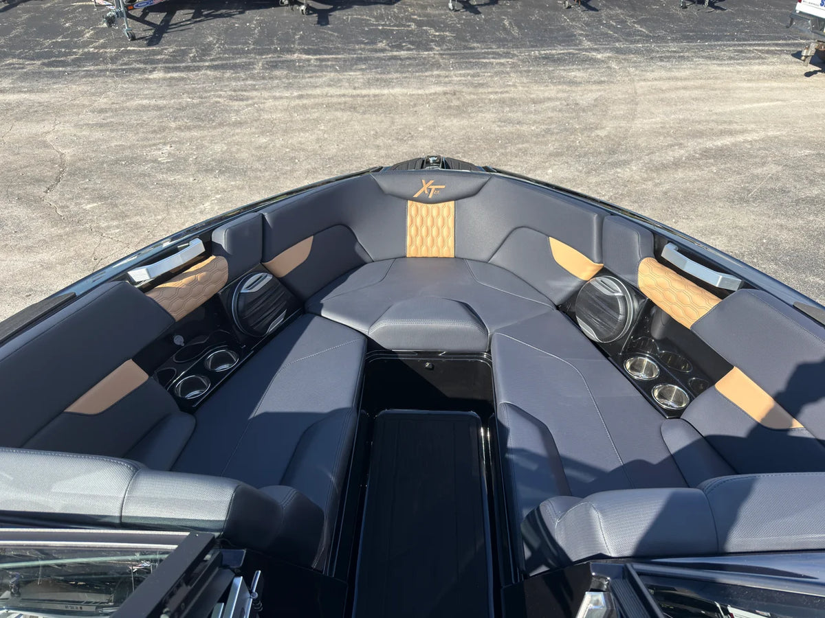 2027 Mastercraft XT23 23.0 feet, Pewaukee, WI #55