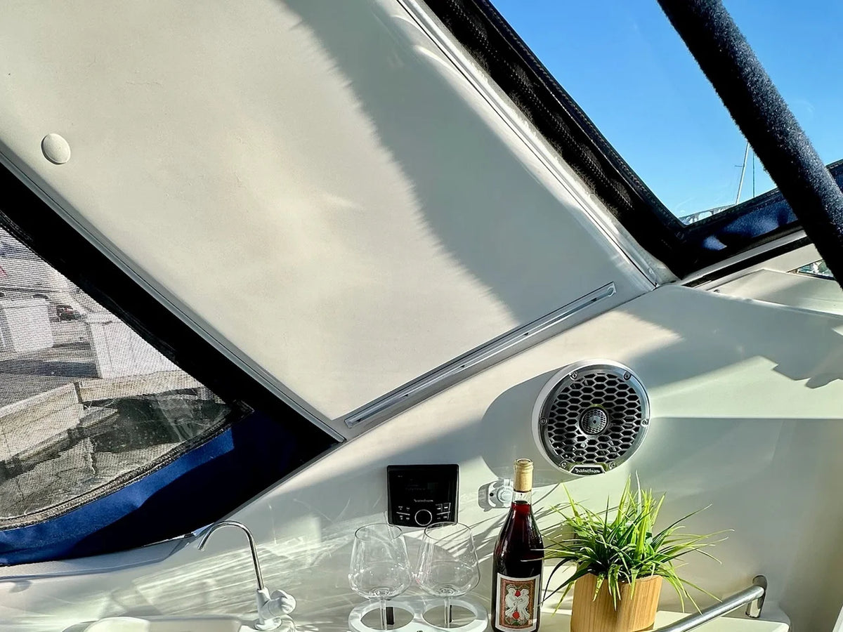 2005 Cruisers Yachts 320 EXPRESS 35.0 feet, Sturgeon Bay, WI #37