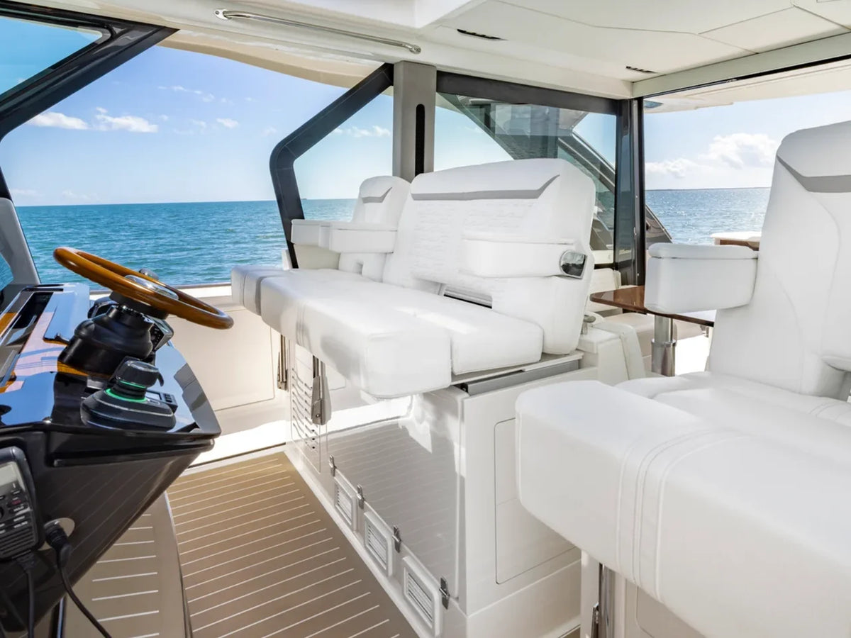 2027 Tiara Yachts 56 LS 56.0 feet, Inuvik, Northwest Territories #15