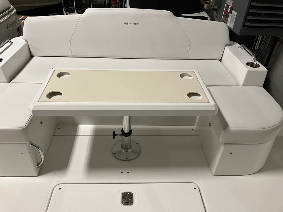 2016 Cruisers Yachts 48 CANTIUS 48.0 feet, Sturgeon Bay, WI #5