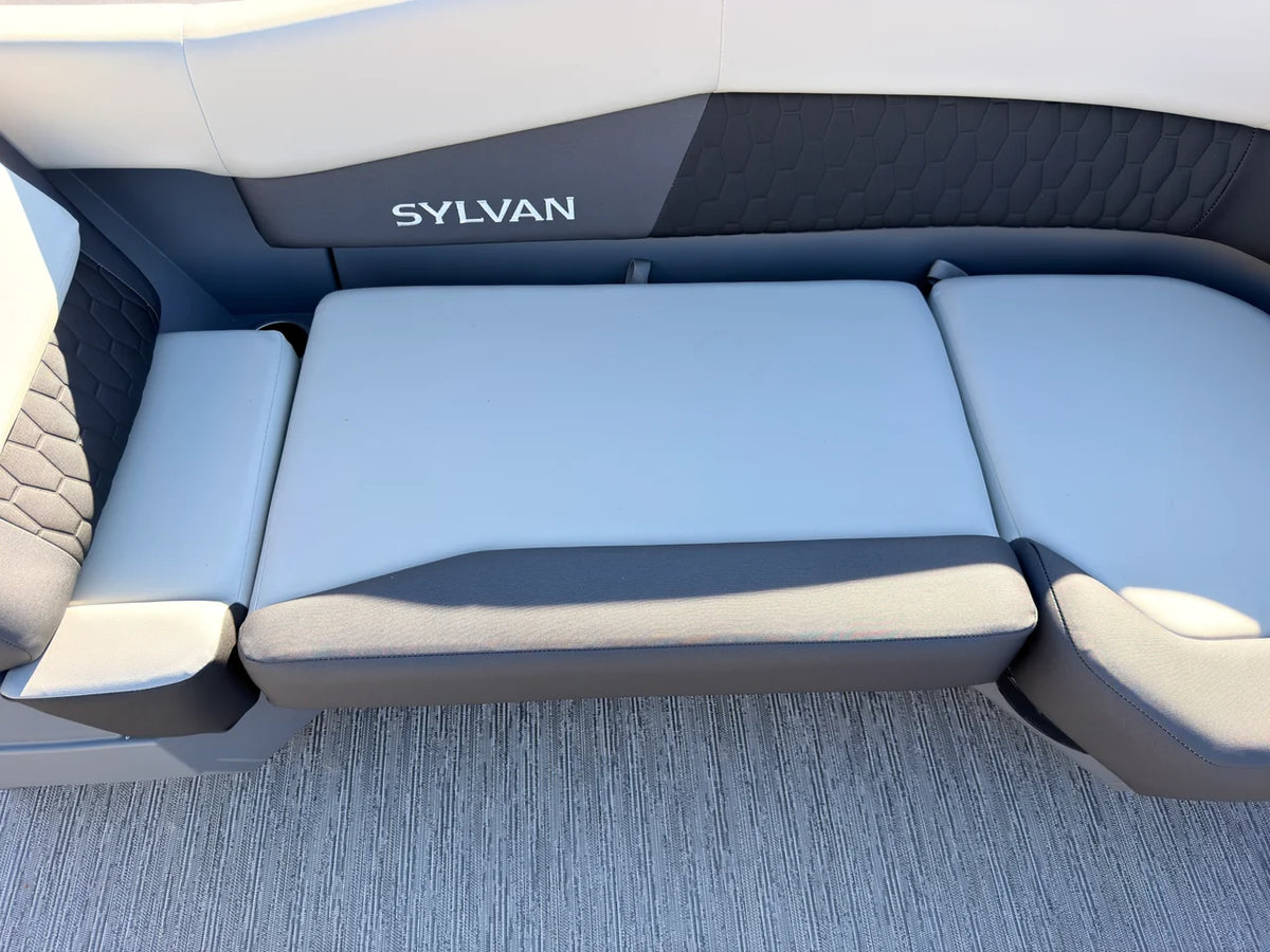 2027 Sylvan R-20 Q DH 20.0 feet, Oshkosh, WI #14