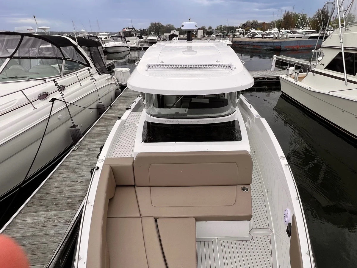 2026 Cruisers Yachts 38 VTR EC 38.0 feet, Sturgeon Bay, WI #32