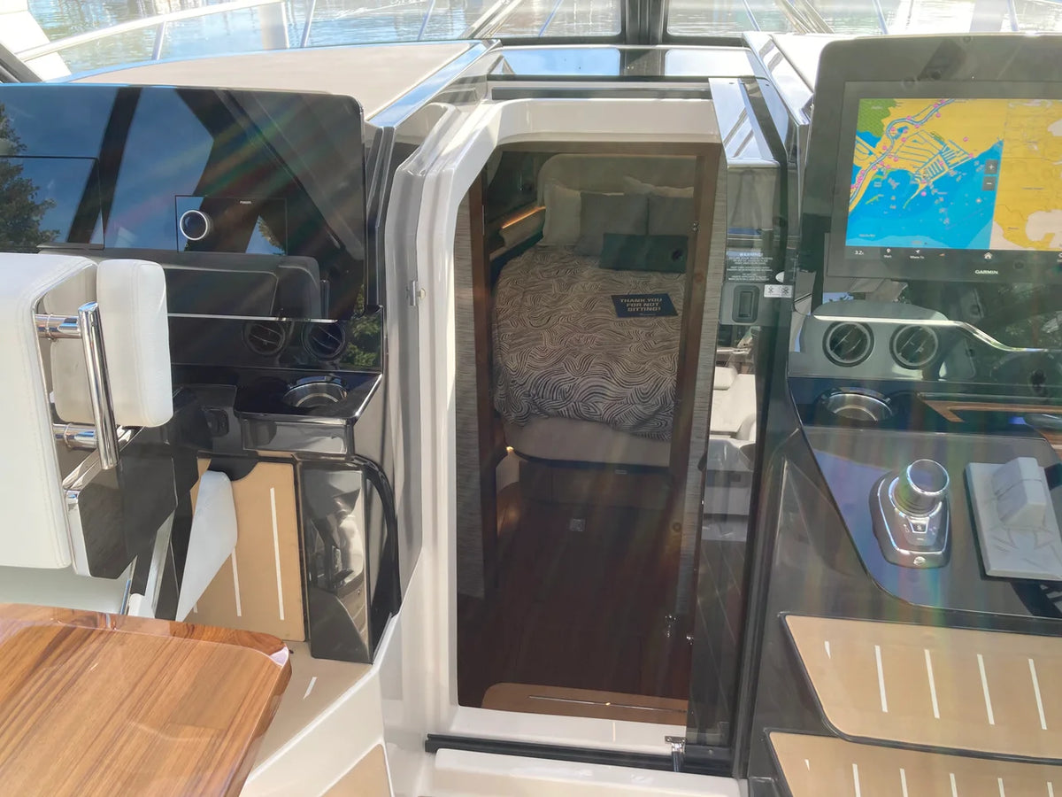 2027 Tiara Yachts 39LE 39.0 feet, Harrison Township, MI #24