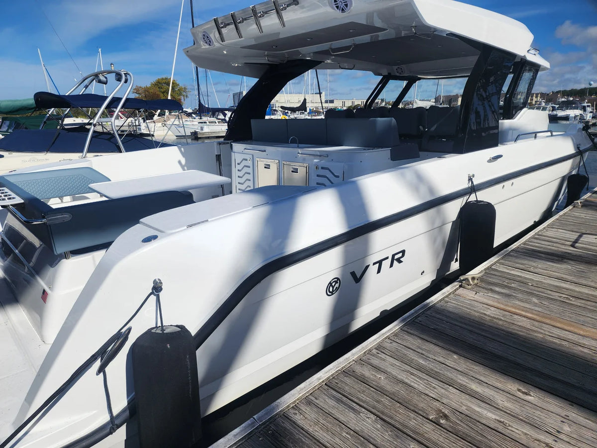 2027 Cruisers Yachts 45VTR 45.0 feet, Sturgeon Bay, WI #13