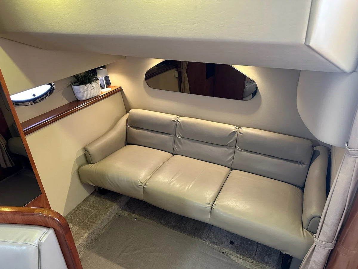 2005 Cruisers Yachts 320 EXPRESS 35.0 feet, Sturgeon Bay, WI #40