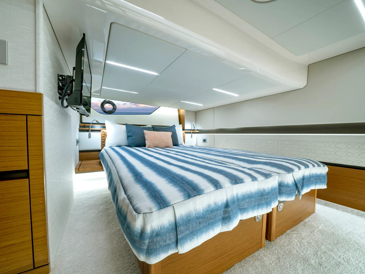 2027 Tiara Yachts 48 LE 48.0 feet, Inuvik, Northwest Territories #14