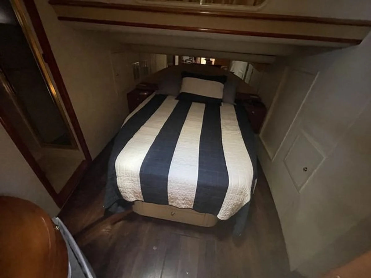 2001 Neptunus 5619 Express Yacht 56.0 feet, Pewaukee, WI #26