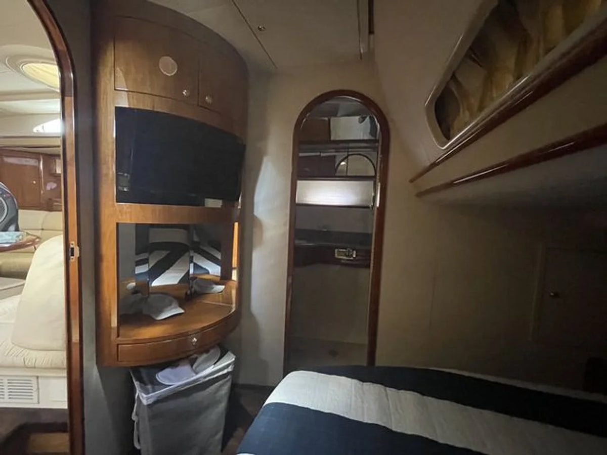 2001 Neptunus 5619 Express Yacht 56.0 feet, Pewaukee, WI #27