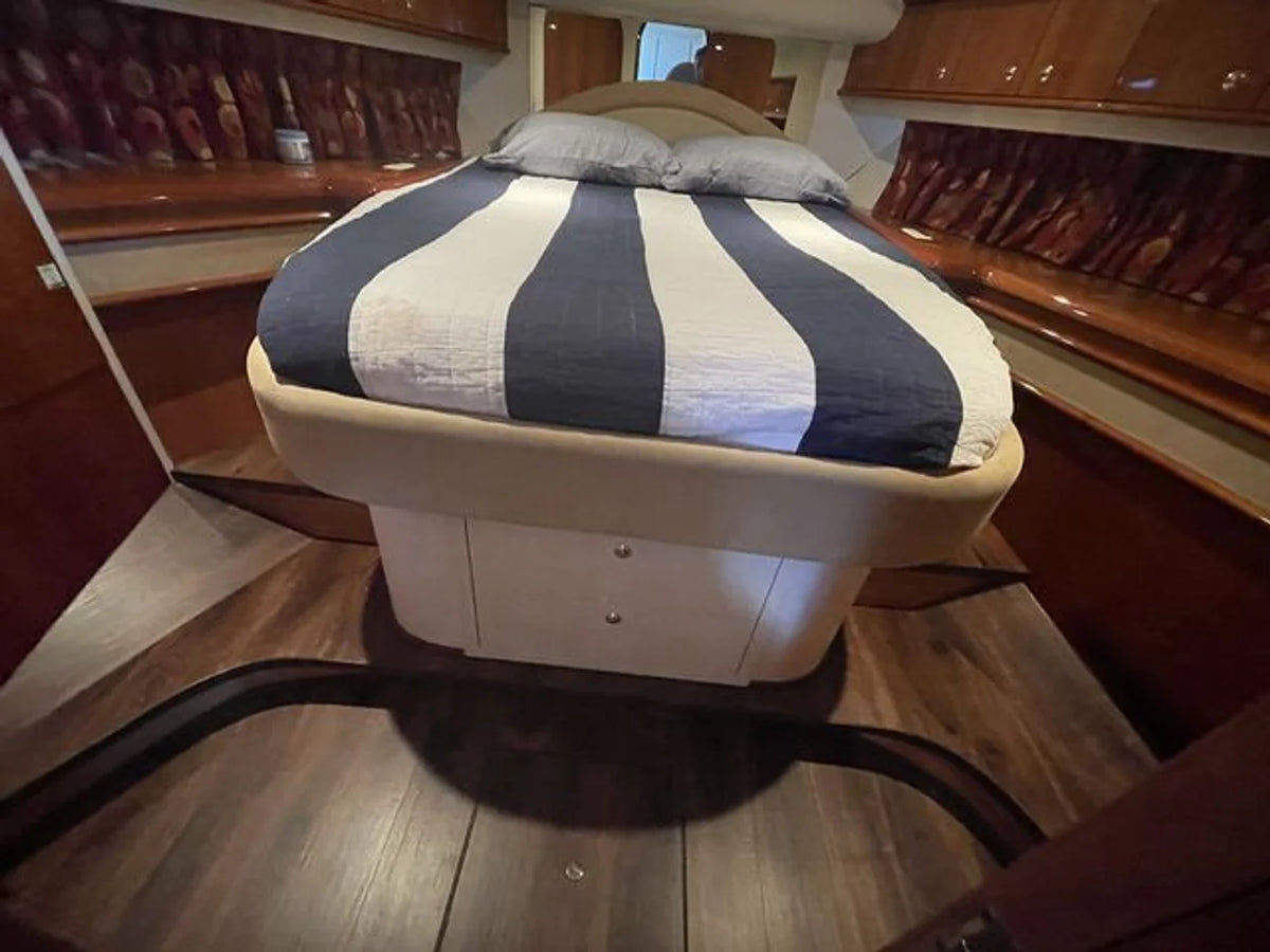 2001 Neptunus 5619 Express Yacht 56.0 feet, Pewaukee, WI #32