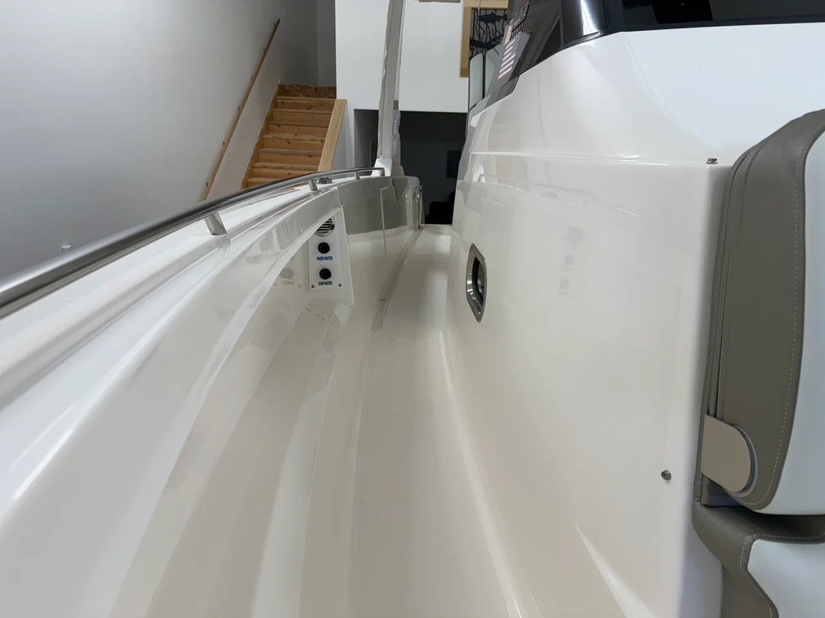 2023 Tiara Yachts 34 LS 34.0 feet, Marblehead, OH #23