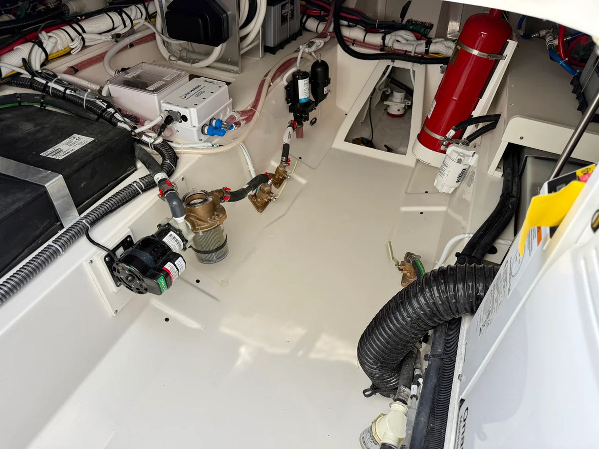 2027 Tiara Yachts 43LS 43.0 feet, Harrison Township, MI #43