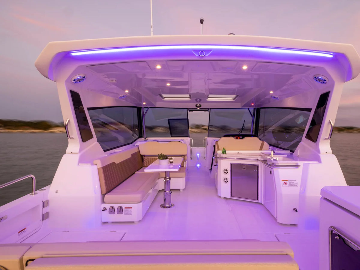 2027 Aquila 36 Sport 36.0 feet, Inuvik, Northwest Territories #27