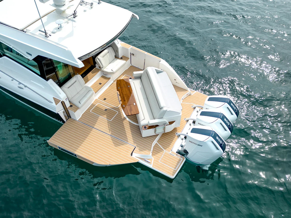 2027 Tiara Yachts 48 LE 48.0 feet, Inuvik, Northwest Territories #7