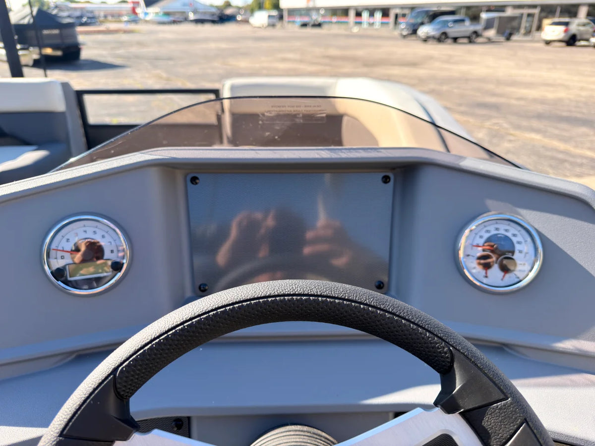 2027 Sylvan R-20 Q DH 20.0 feet, Oshkosh, WI #32
