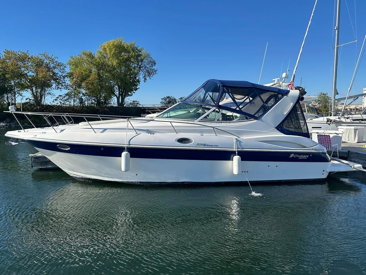 2005 Cruisers Yachts 320 EXPRESS 35.0 feet, Sturgeon Bay, WI #10