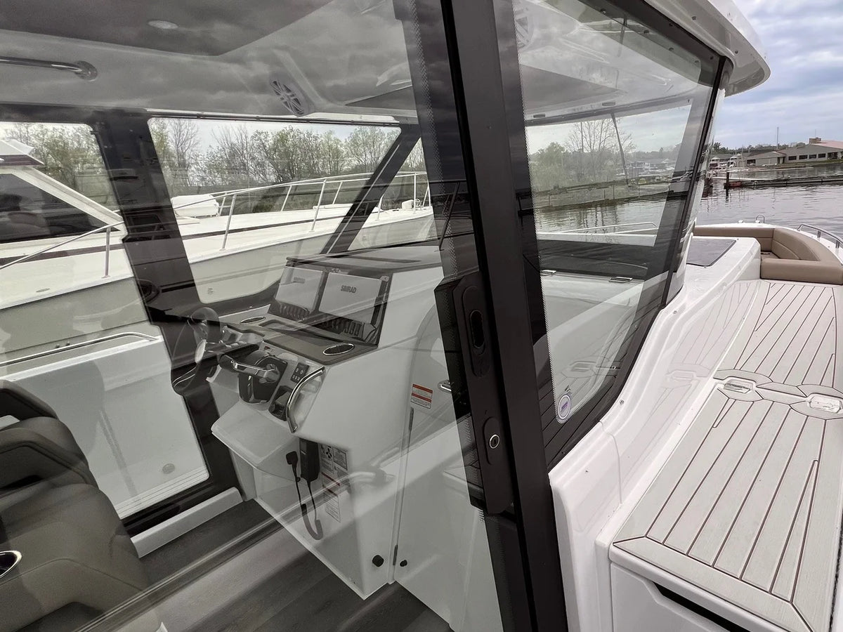 2026 Cruisers Yachts 38 VTR EC 38.0 feet, Sturgeon Bay, WI #12