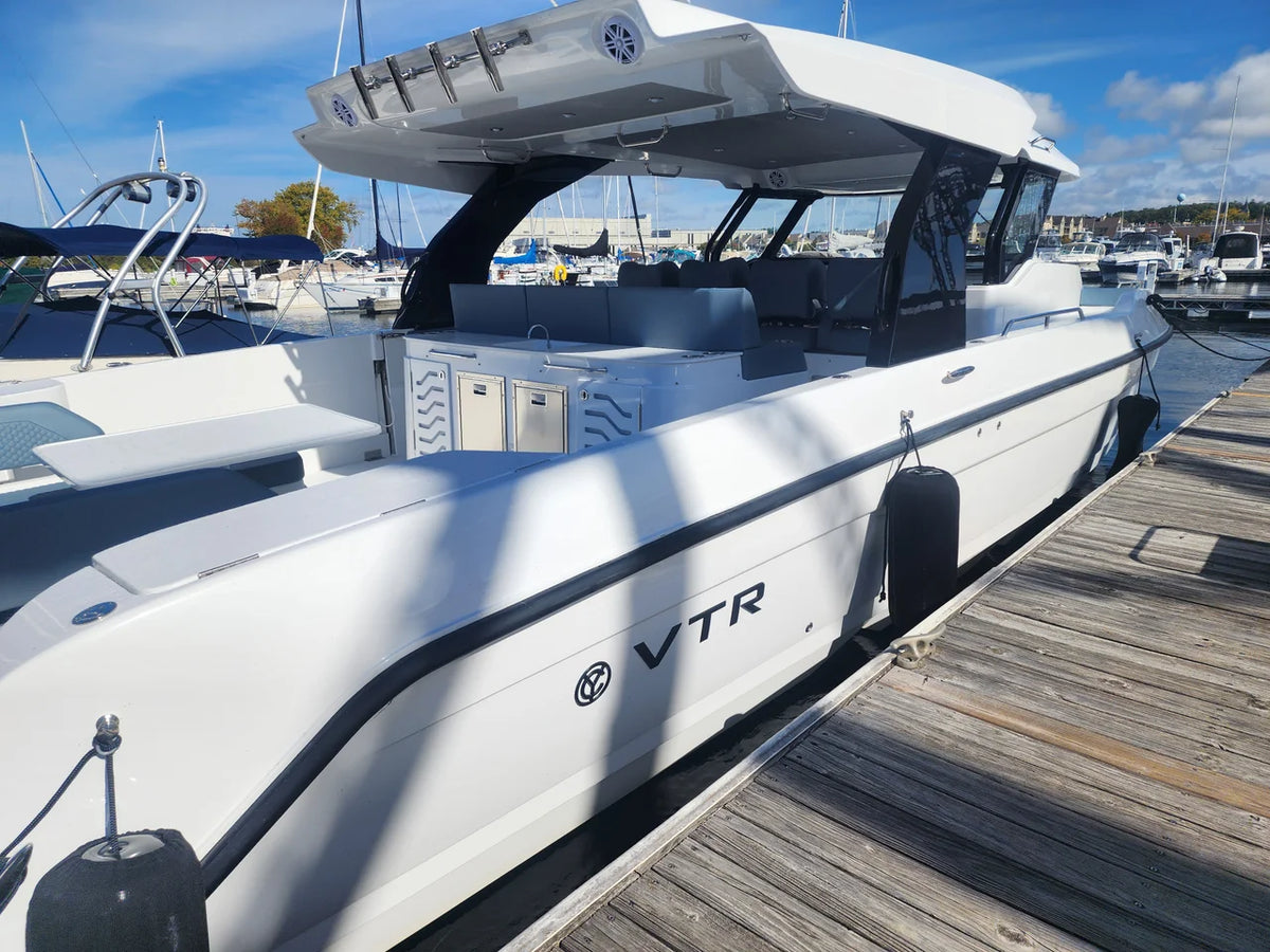 2027 Cruisers Yachts 45 VTR 45.0 feet, Sturgeon Bay, WI #11