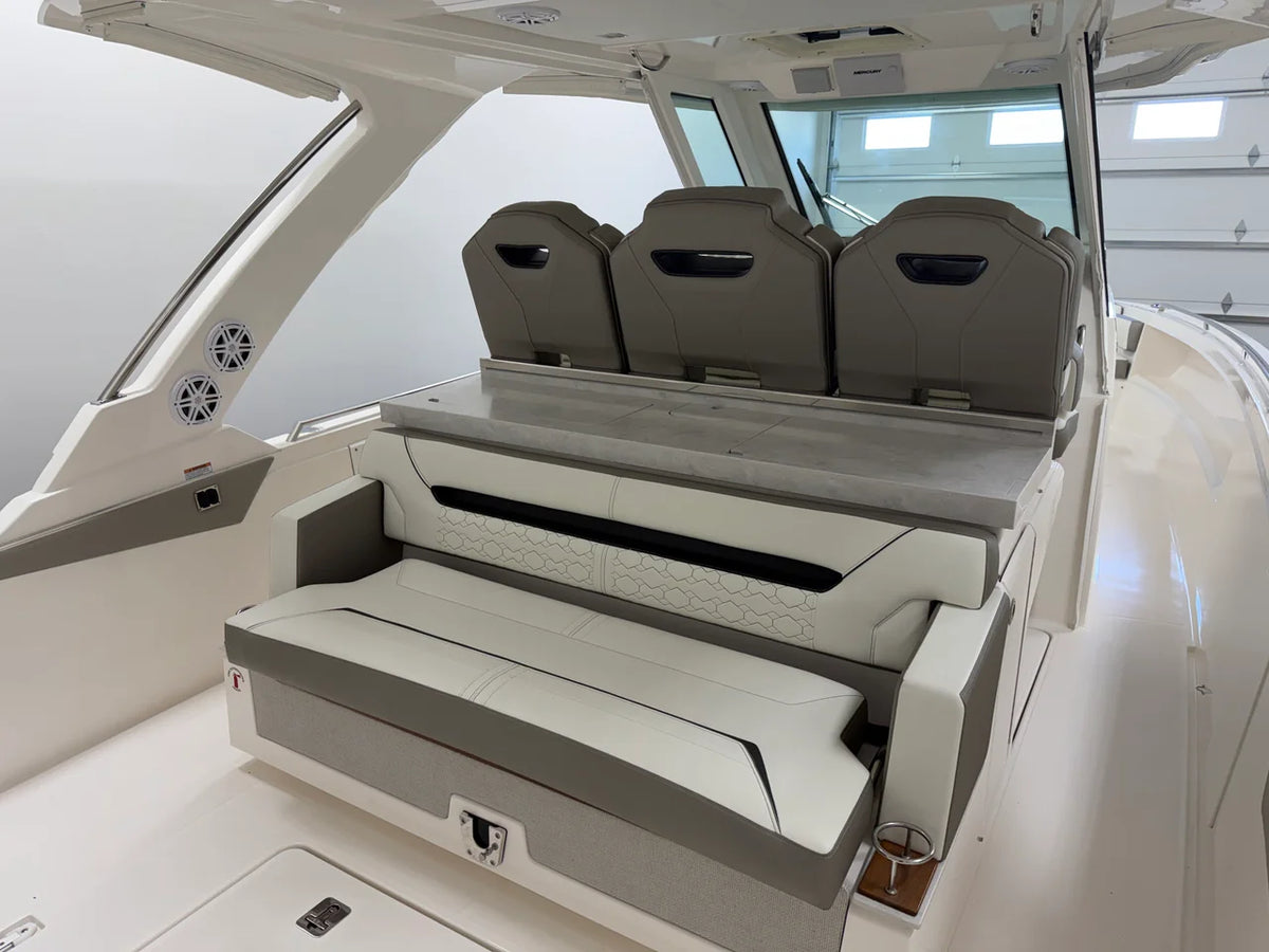 2023 Tiara Yachts 34 LS 34.0 feet, Marblehead, OH #9