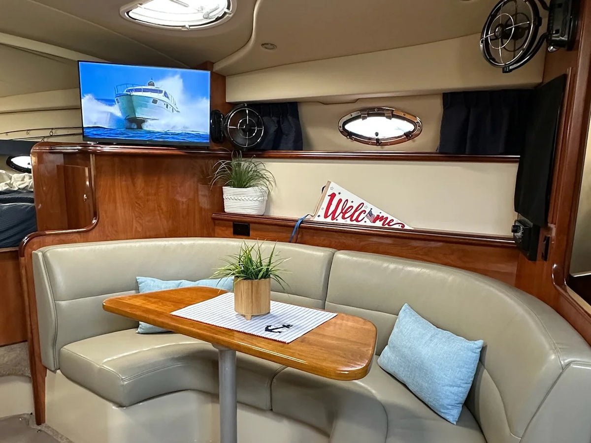 2005 Cruisers Yachts 320 EXPRESS 35.0 feet, Sturgeon Bay, WI #43