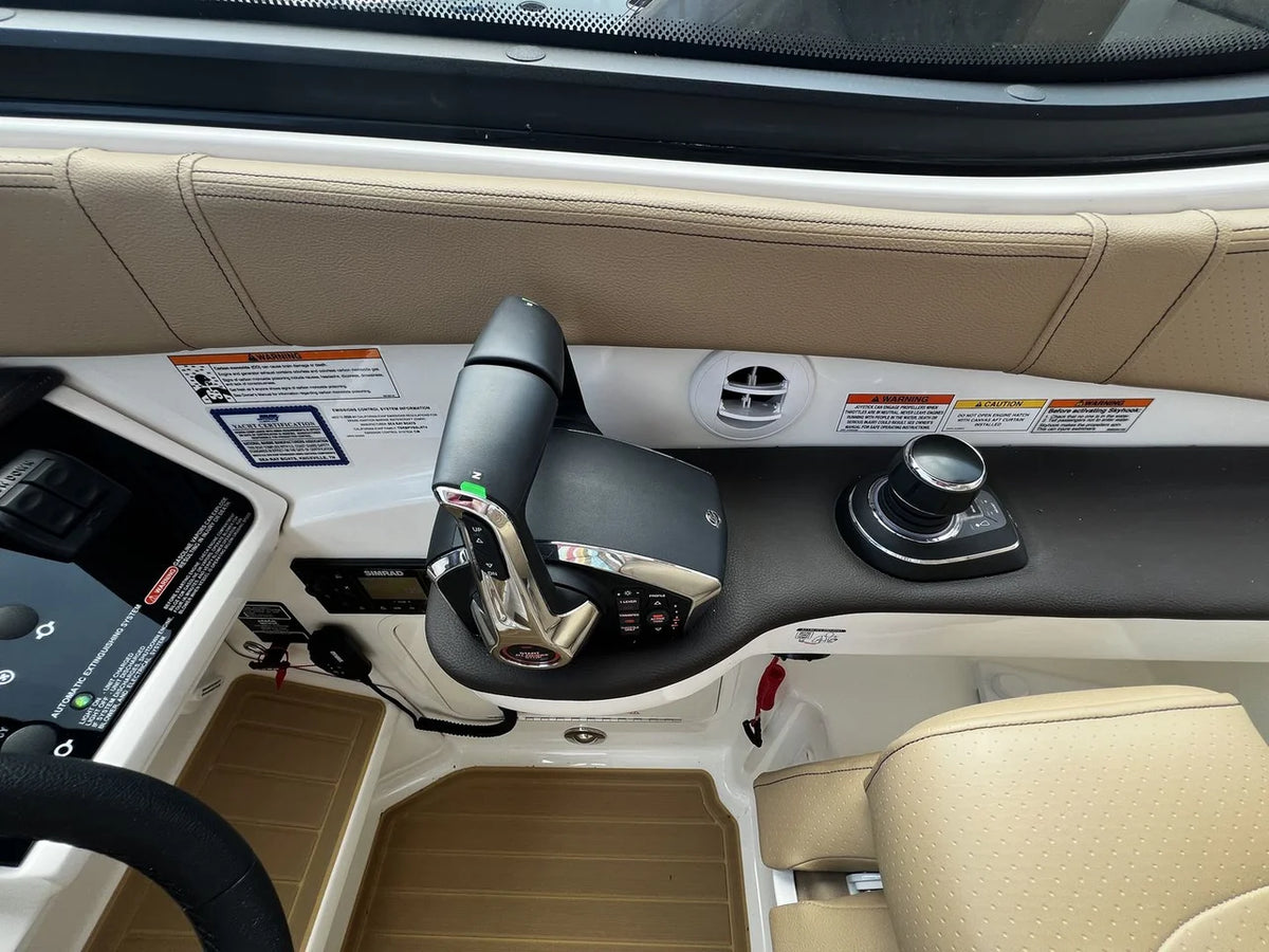 2026 Sea Ray Sundancer 320 Outboard 32.0 feet, Winthrop Harbor, IL #18