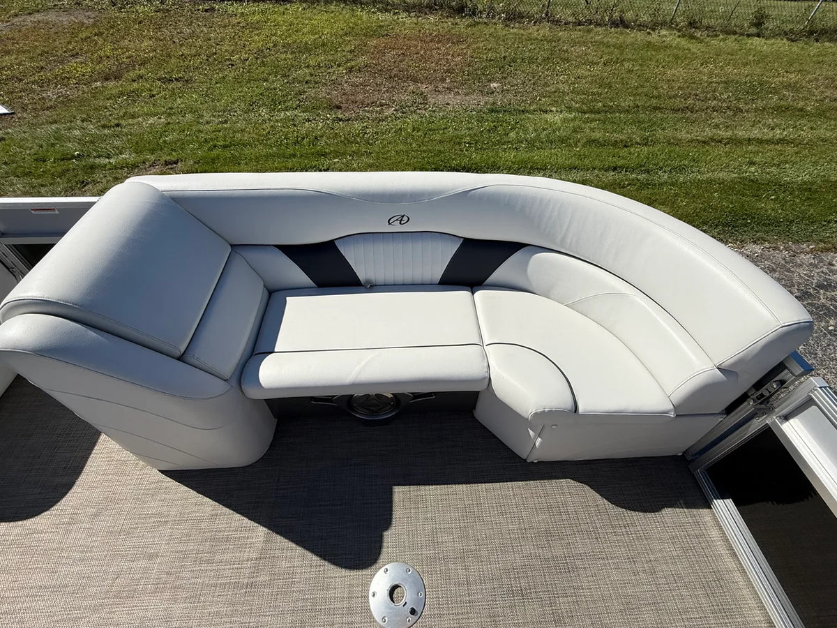 2015 Avalon 2585 WRL 25.0 feet, Pewaukee, WI #9