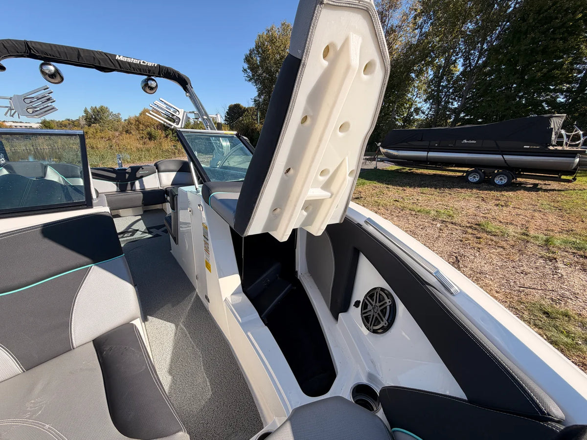 2017 Mastercraft XT23 23.0 feet, Pewaukee, WI #49
