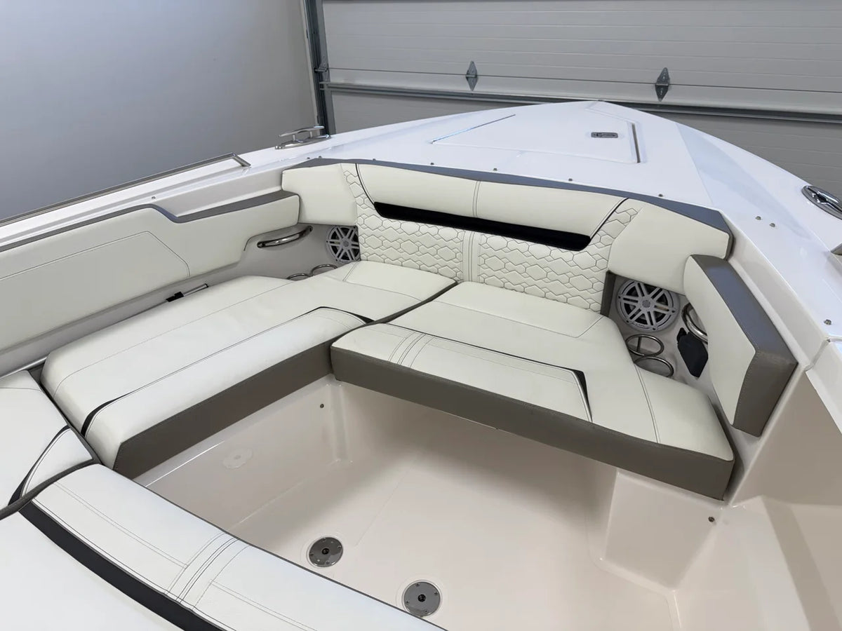 2023 Tiara Yachts 34 LS 34.0 feet, Marblehead, OH #19