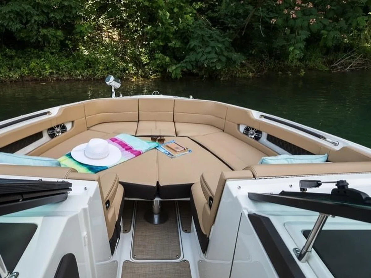 2027 Sea Ray SLX 310 Outboard 31.0 feet, Inuvik, Northwest Territories #15