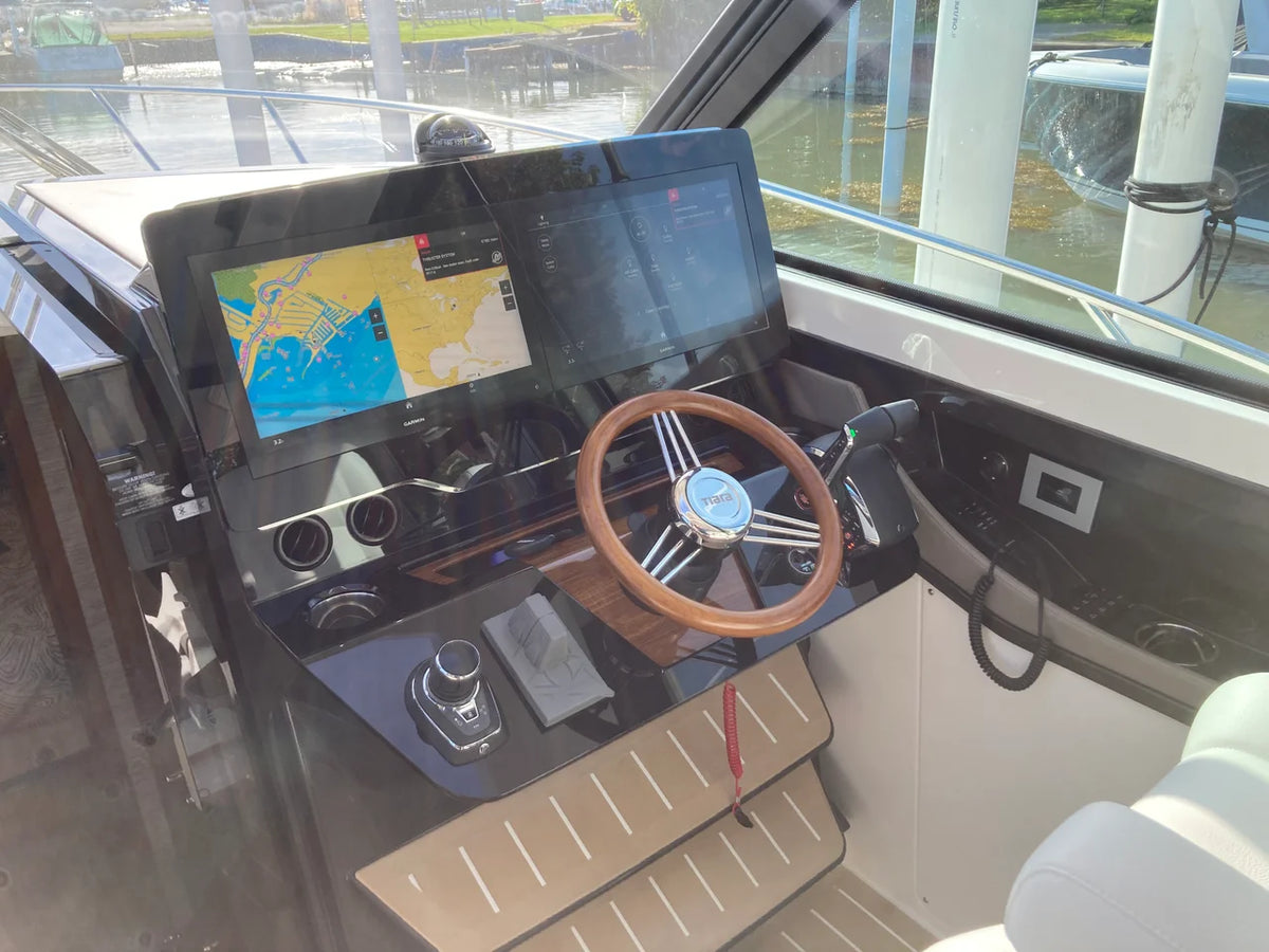 2027 Tiara Yachts 39LE 39.0 feet, Harrison Township, MI #17