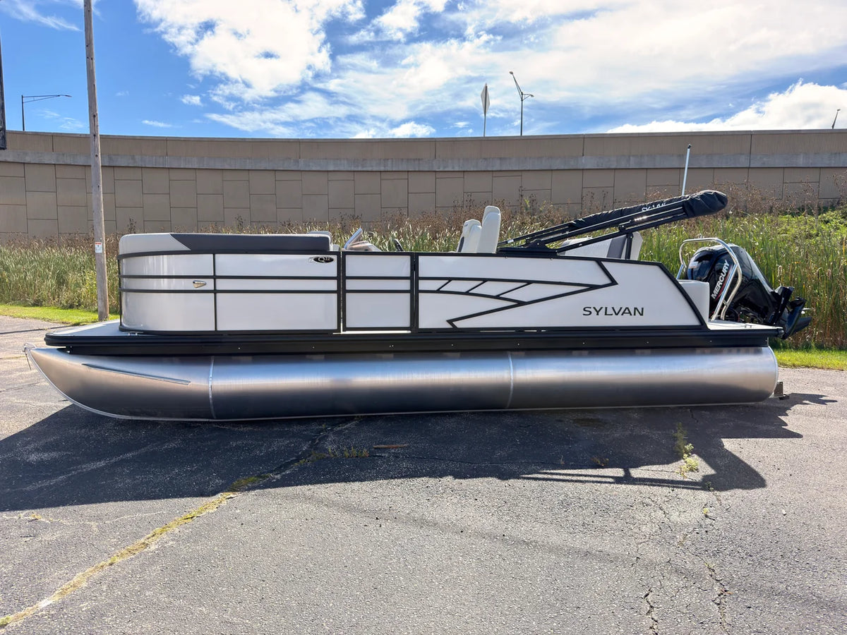 2027 Sylvan Q-22 ULZ 22.0 feet, Oshkosh, WI #4