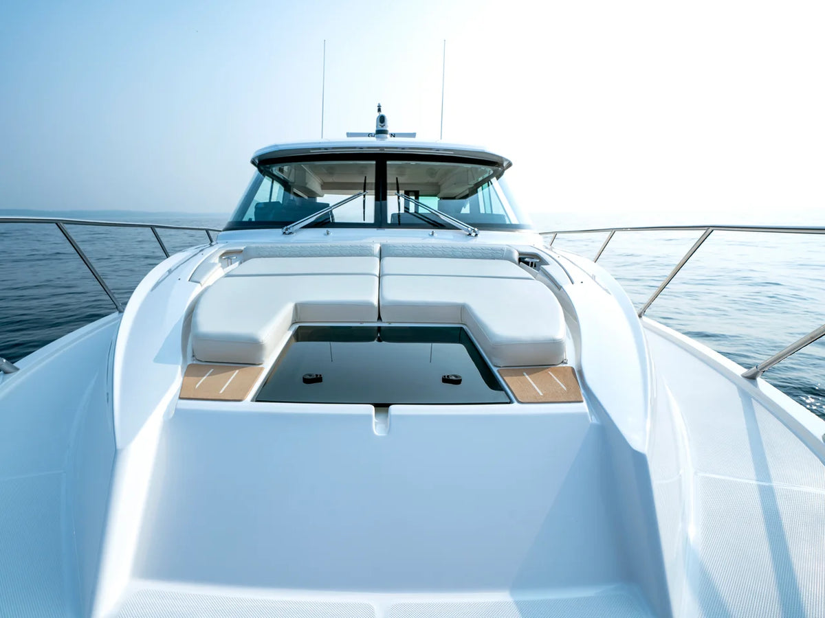 2027 Tiara Yachts 48 LE 48.0 feet, Inuvik, Northwest Territories #4