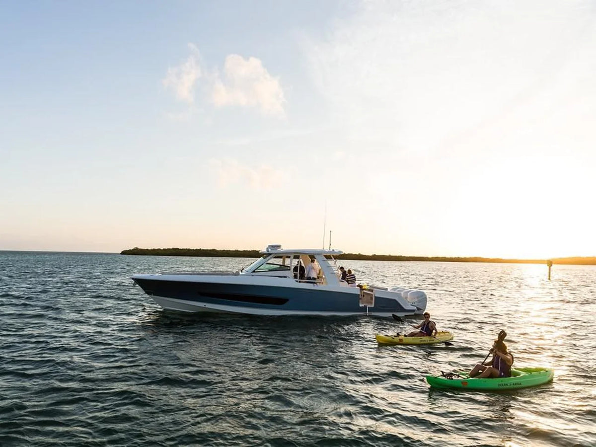 2027 Boston Whaler 420 Outrage 42.0 feet, Inuvik, Northwest Territories #4