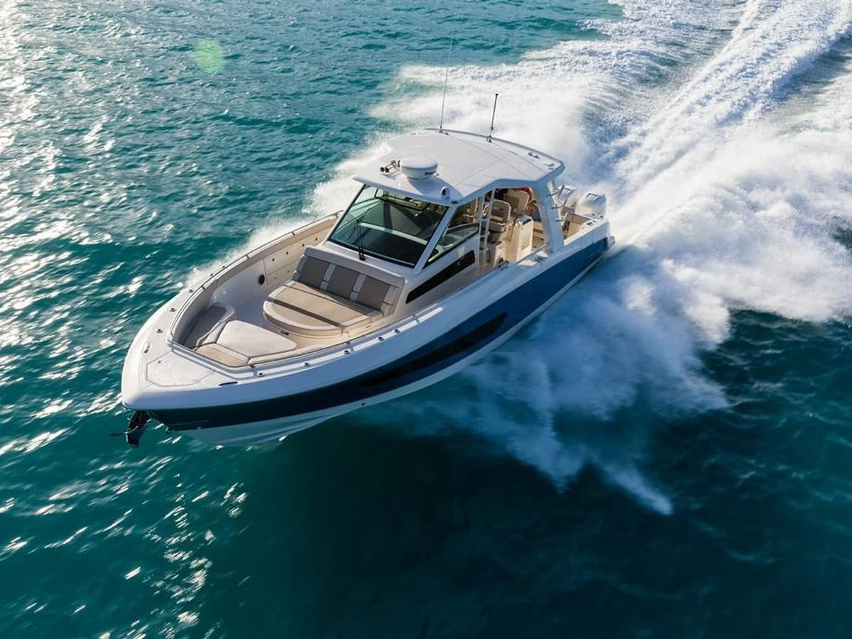 2027 Boston Whaler 420 Outrage 42.0 feet, Inuvik, Northwest Territories #42