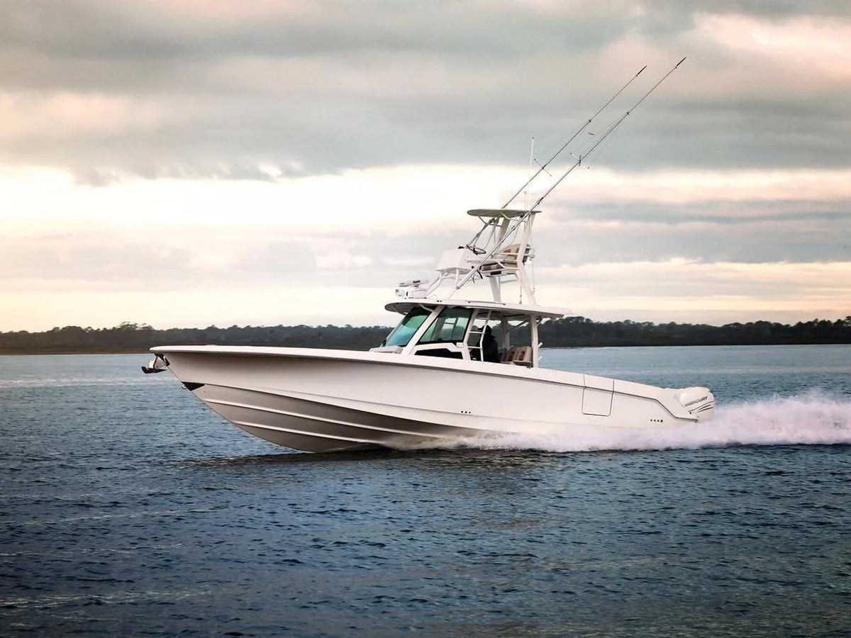 2027 Boston Whaler 380 Outrage 38.0 feet, Inuvik, Northwest Territories #2