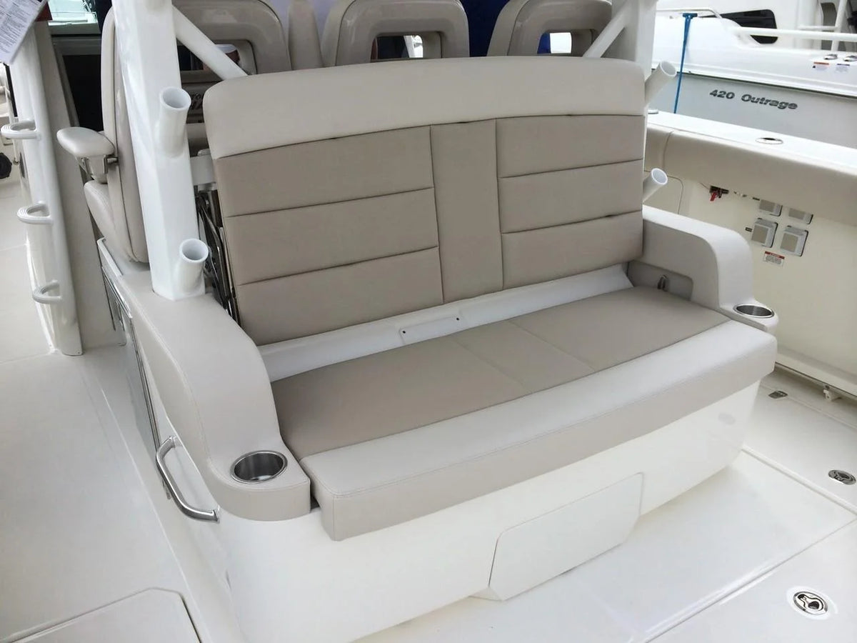 2027 Boston Whaler 380 Outrage 38.0 feet, Inuvik, Northwest Territories #9