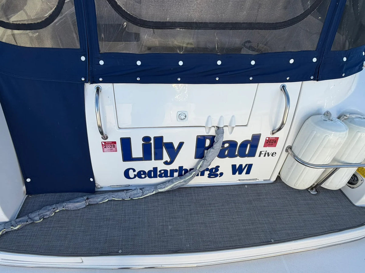 2005 Cruisers Yachts 320 EXPRESS 35.0 feet, Sturgeon Bay, WI #19