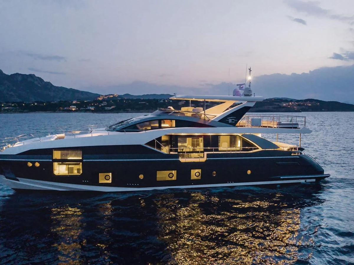 2027 Azimut Grande 27M 87.0 feet, Inuvik, Northwest Territories #4