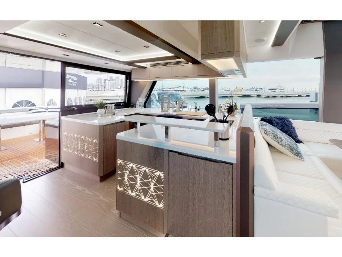 2027 Galeon 650 SKY 68.0 feet, Inuvik, Northwest Territories #3