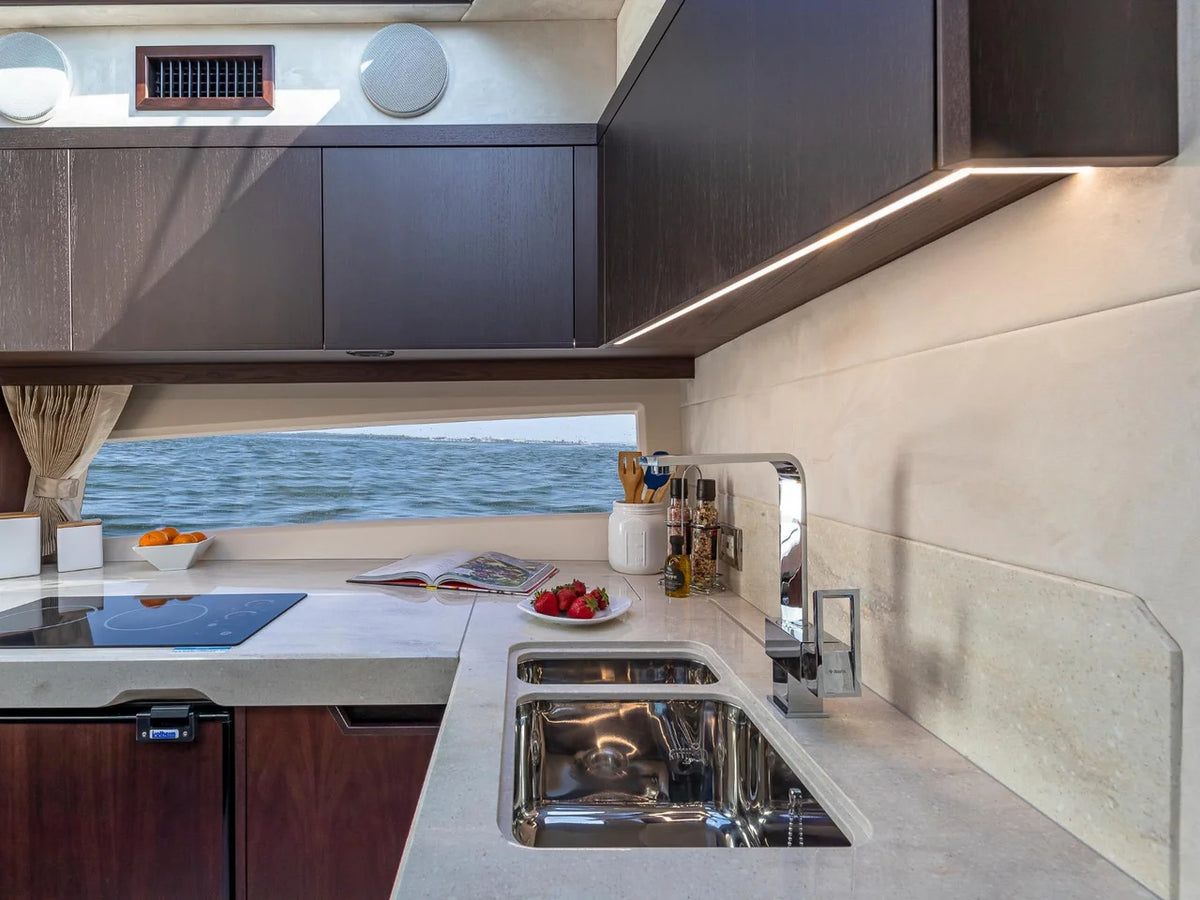 2027 Galeon 425 HTS 42.0 feet, Inuvik, Northwest Territories #27