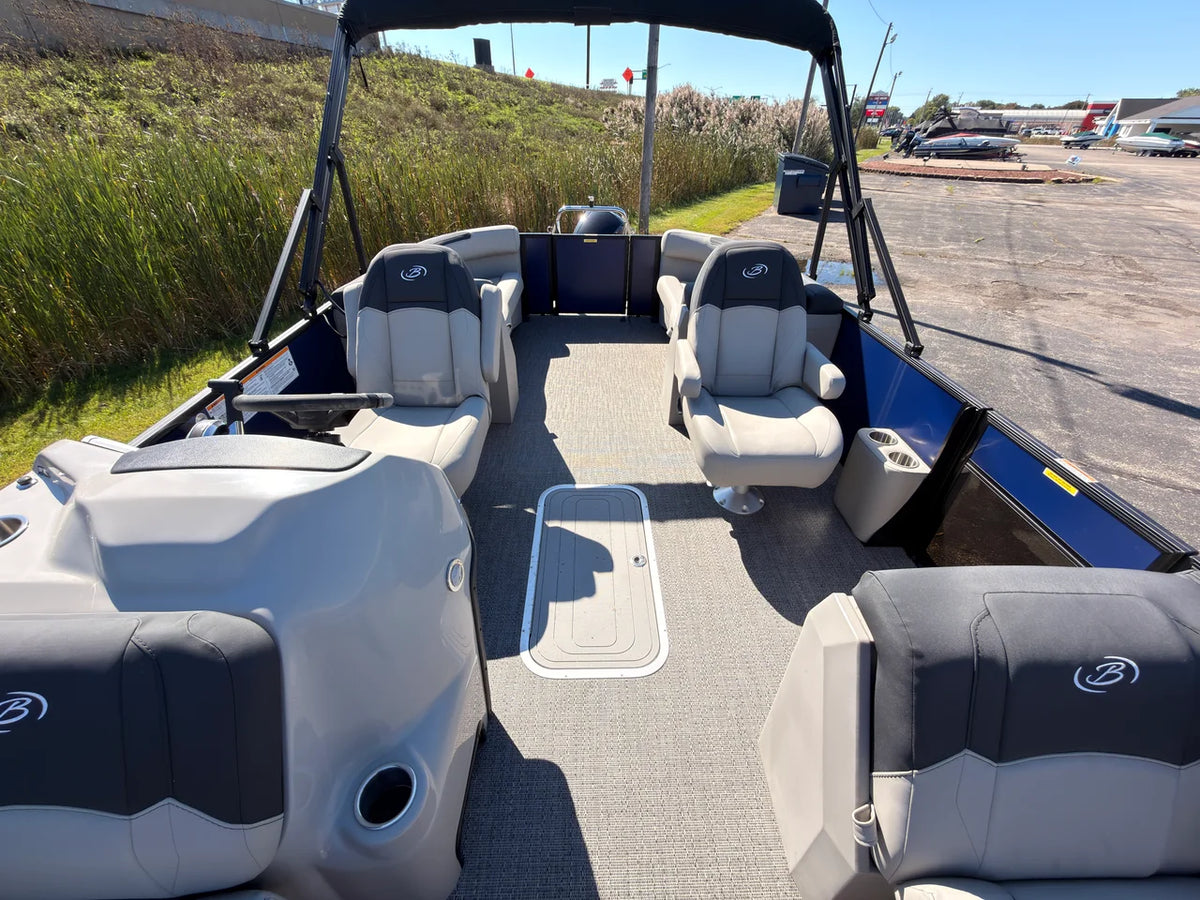 2026 Barletta S22QC 22.0 feet, Oshkosh, WI #21