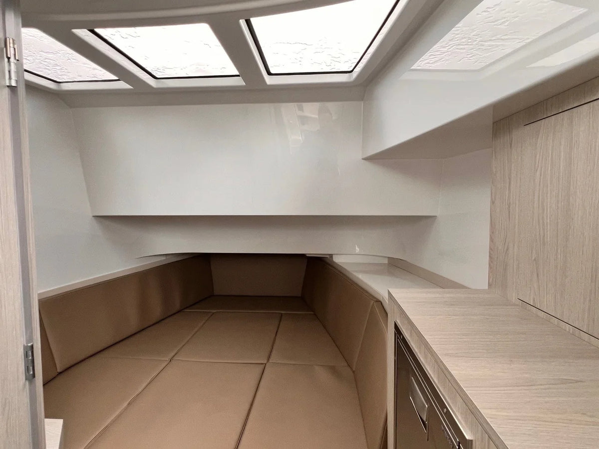 2026 Cruisers Yachts 38 VTR EC 38.0 feet, Sturgeon Bay, WI #24