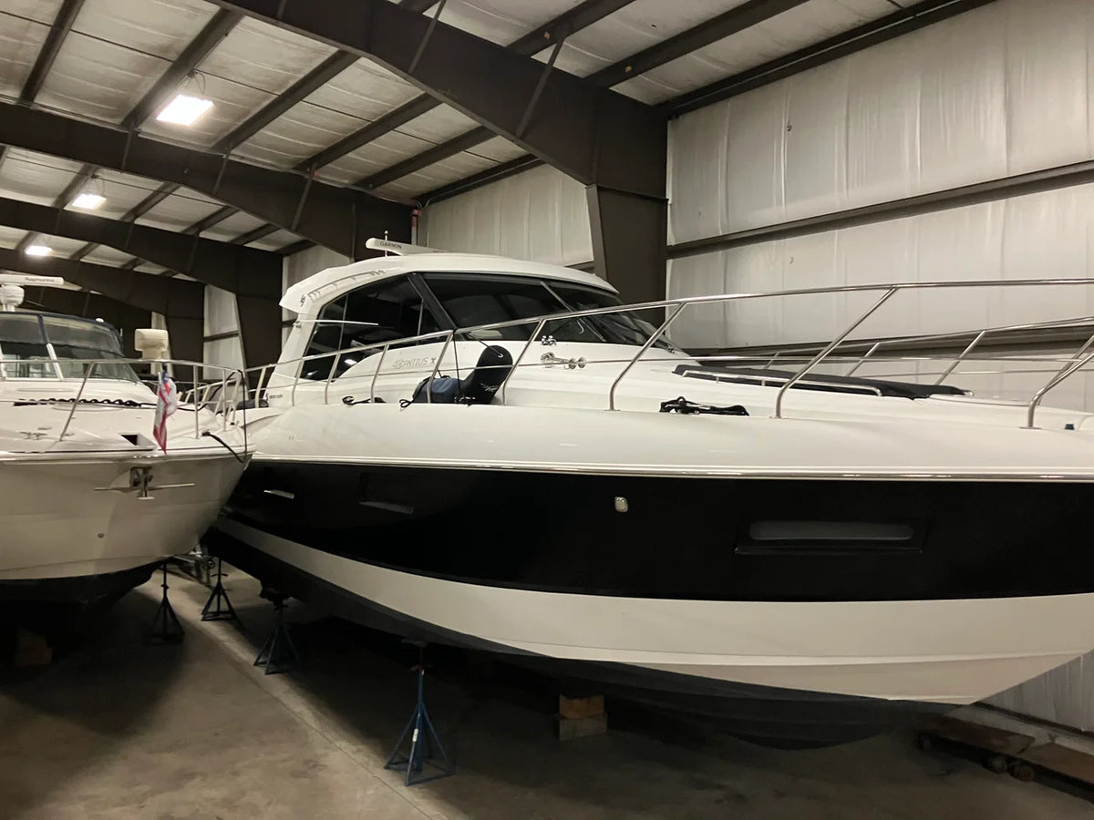 2016 Cruisers Yachts 48 CANTIUS 48.0 feet, Sturgeon Bay, WI #4