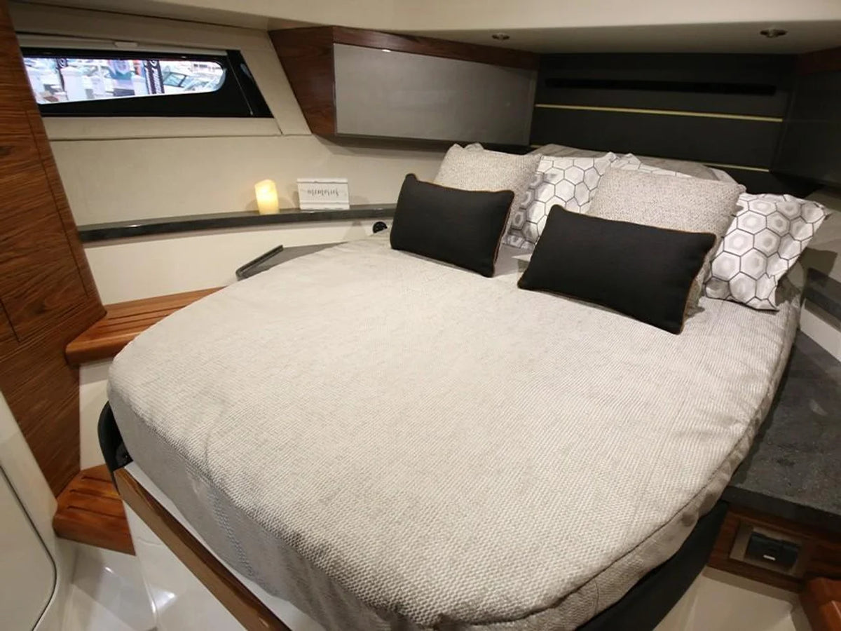 2027 Boston Whaler 405 Conquest 40.0 feet, Inuvik, Northwest Territories #57
