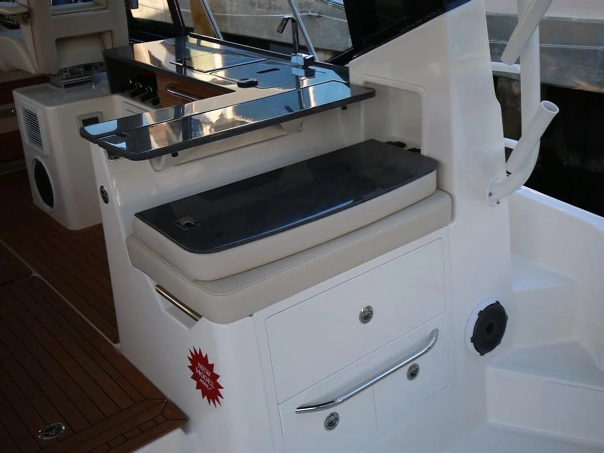 2027 Boston Whaler 405 Conquest 40.0 feet, Inuvik, Northwest Territories #58