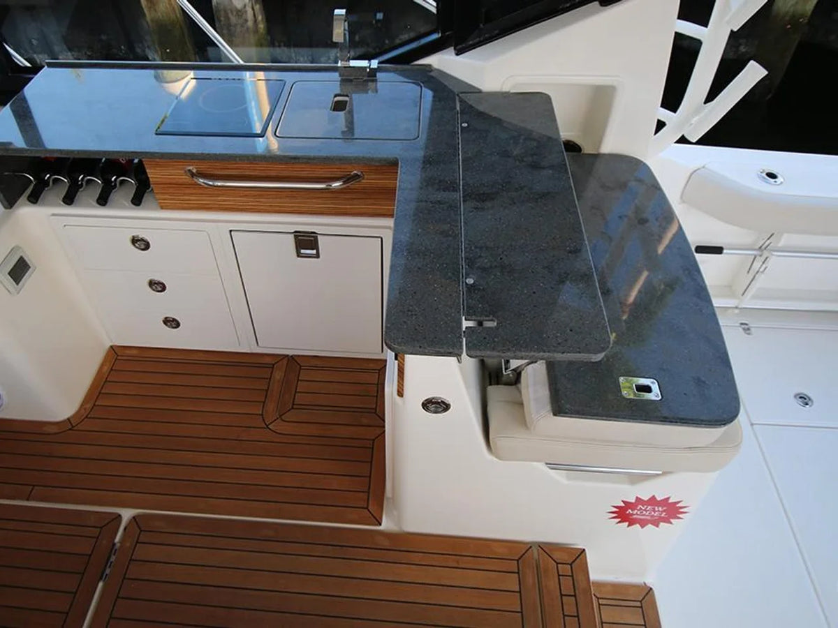 2027 Boston Whaler 405 Conquest 40.0 feet, Inuvik, Northwest Territories #66